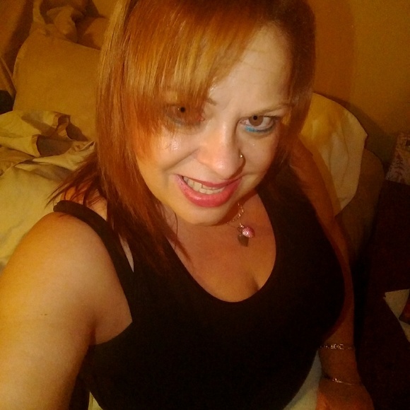 Meet your Posher, Melissa - Picture 5 of 6